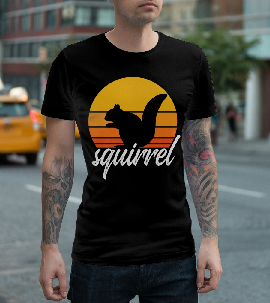 Squirrel Retro Sunset Silhouette Animal Lover Vintage T-Shirt