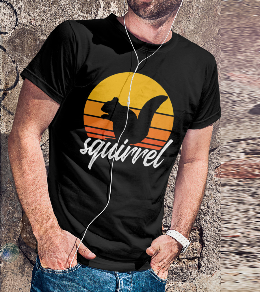 Squirrel Retro Sunset Silhouette Animal Lover Vintage T-Shirt