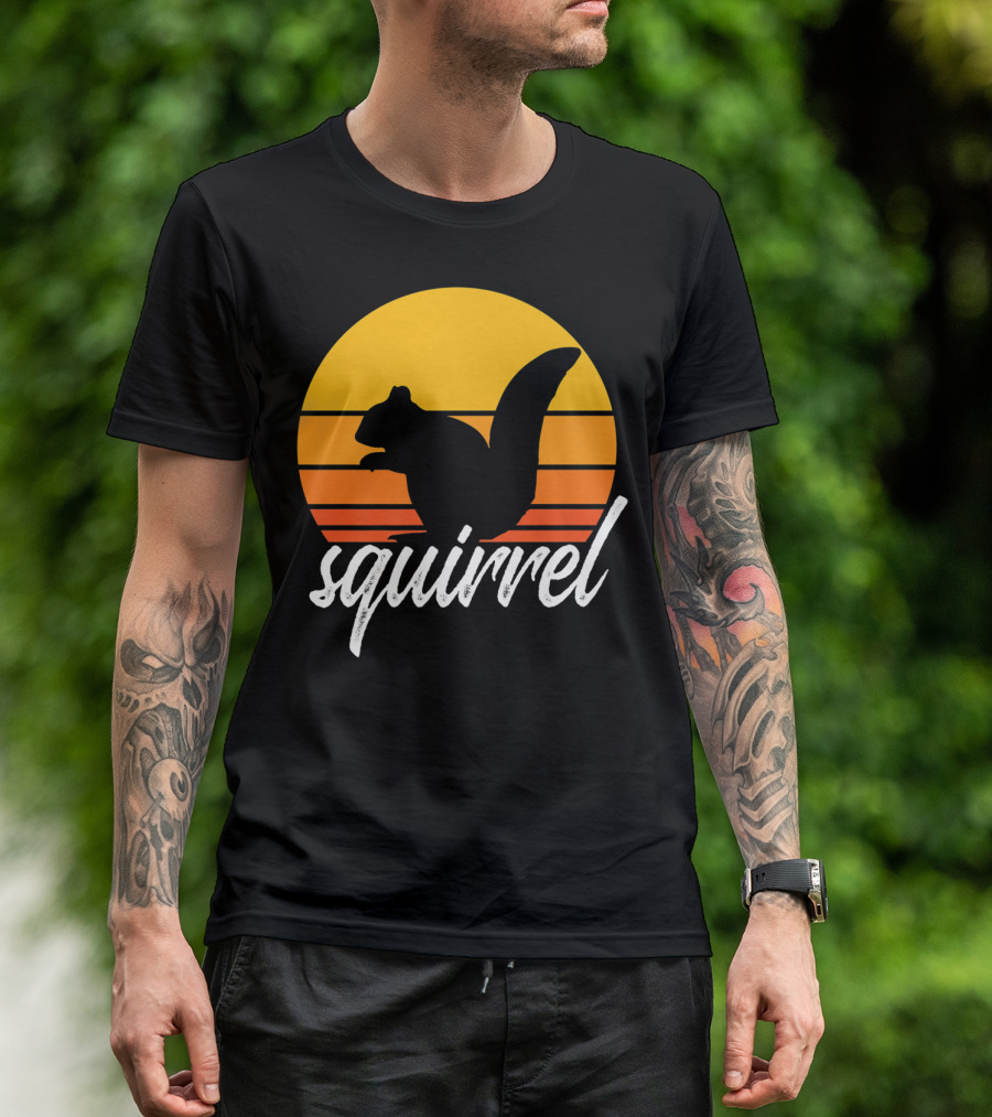 Squirrel Retro Sunset Silhouette Animal Lover Vintage T-Shirt
