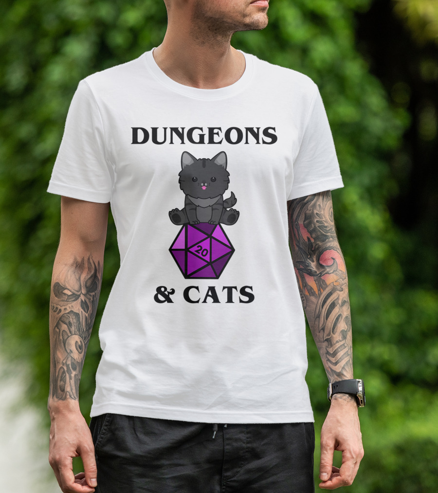 Dungeons And Cats Nerdy RPG Cat Sitting On D20 Dice T-Shirt