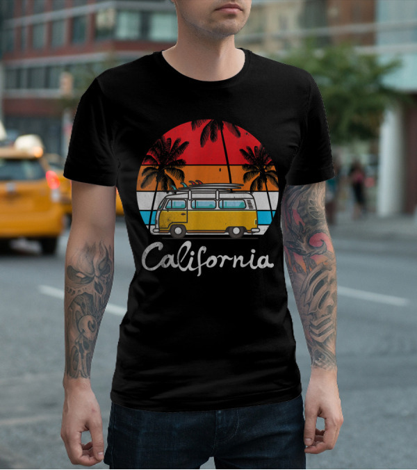 California Surf Van Vintage Sunset Retro T-Shirt
