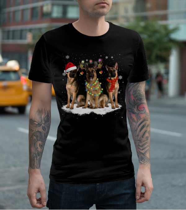 German Shepherds With Santa Hat And Christmas Decorations T-Shirt