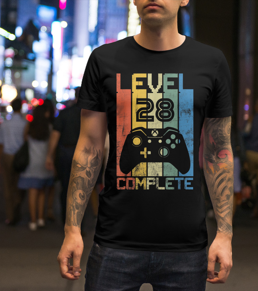 Level 28 Complete Vintage Birthday Retro Gaming Controller 28Th T-Shirt