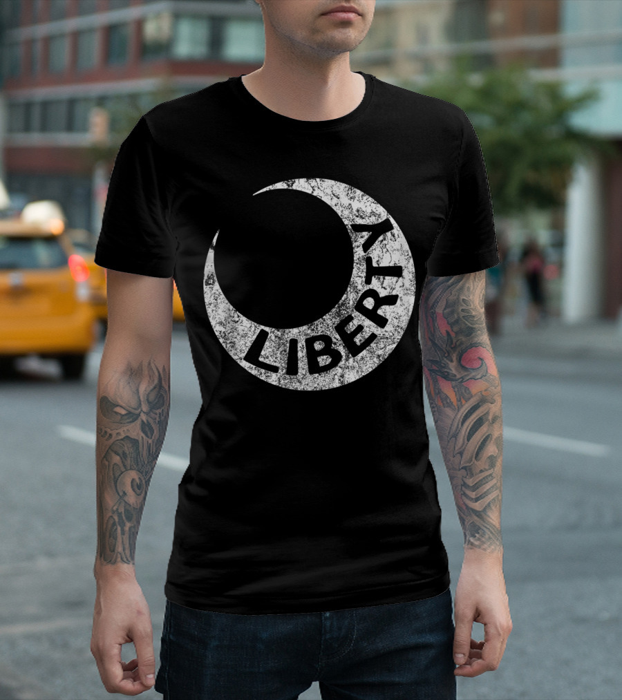 Liberty Moultrie Flag Of Defiance Classic Crescent T-Shirt