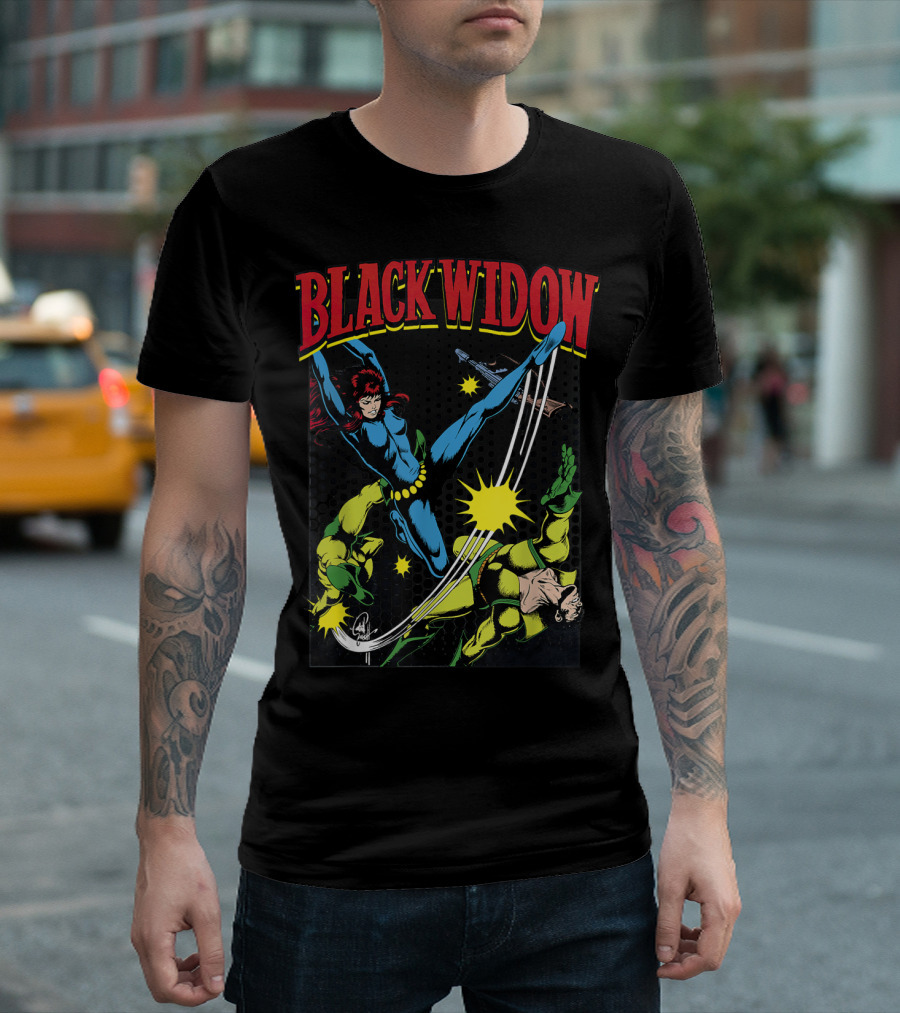 Marvel Black Widow Classic Comic Action Scene T-Shirt