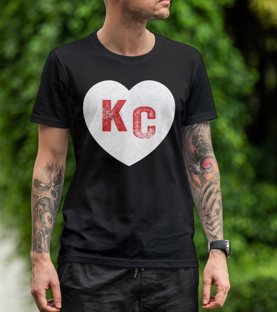 Vintage Red KC Heart Kansas City Love T-Shirt
