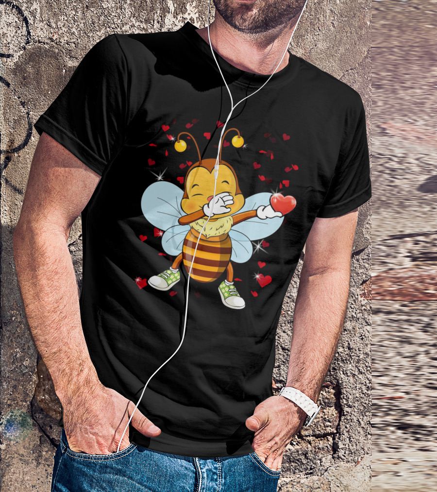 Valentine Girls Cute Dabbing Bee Heart Dabs With Love And Hearts T-Shirt