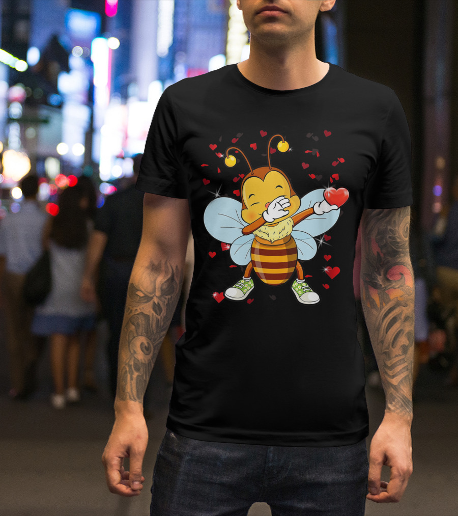 Valentine Bee Dabbing Holding Heart Surrounded By Hearts And Stars T-Shirt