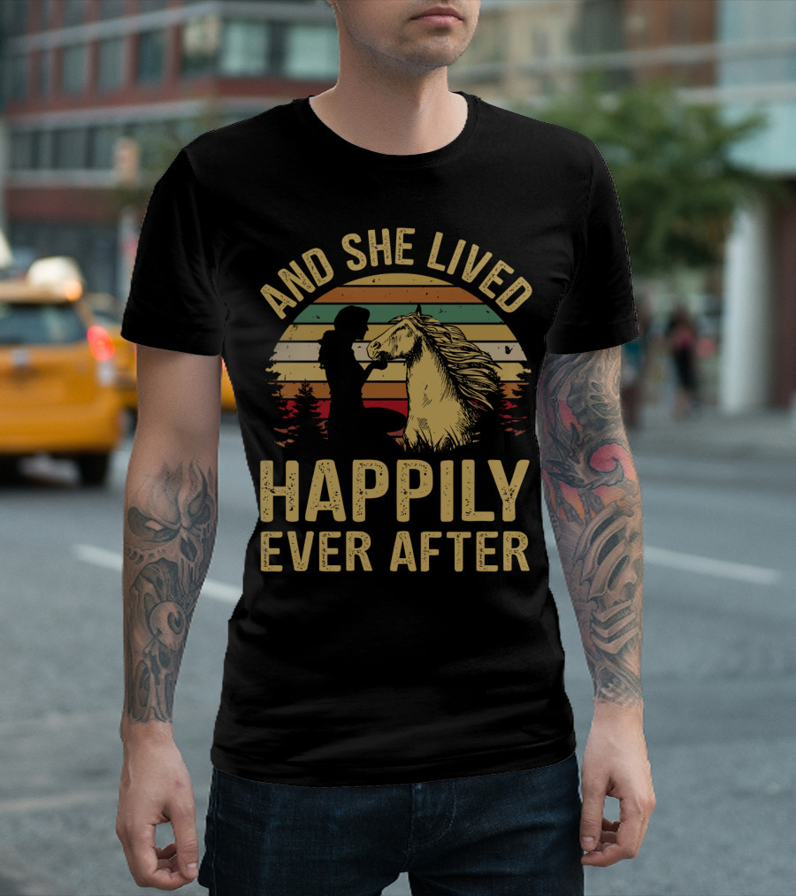 AND SHE LIVED HAPPILY EVER AFTER HORSE SILHOUETTE VINTAGE STRIPES T-Shirt