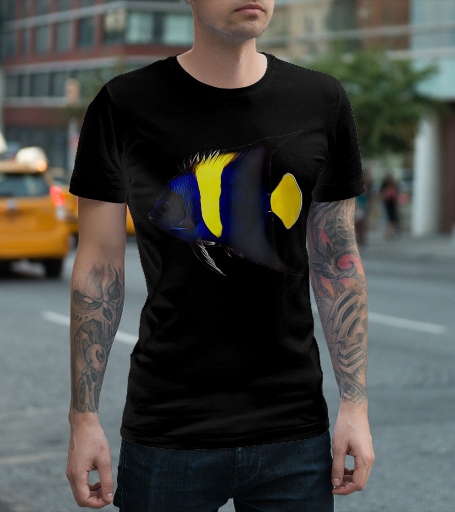Asfur Angelfish Saltwater Marine Fish Vibrant Yellow Blue Stripes T-Shirt