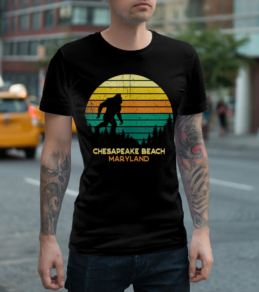 Chesapeake Beach Maryland Retro Bigfoot Sunset Scene T-Shirt