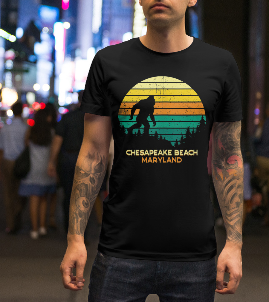 Chesapeake Beach Maryland Retro Bigfoot Sunset Scene T-Shirt