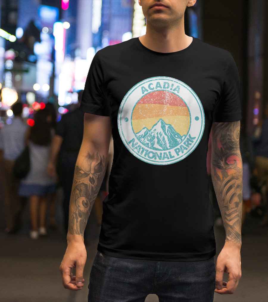 Acadia National Park Vintage Mountain Sunset Circle Badge T-Shirt
