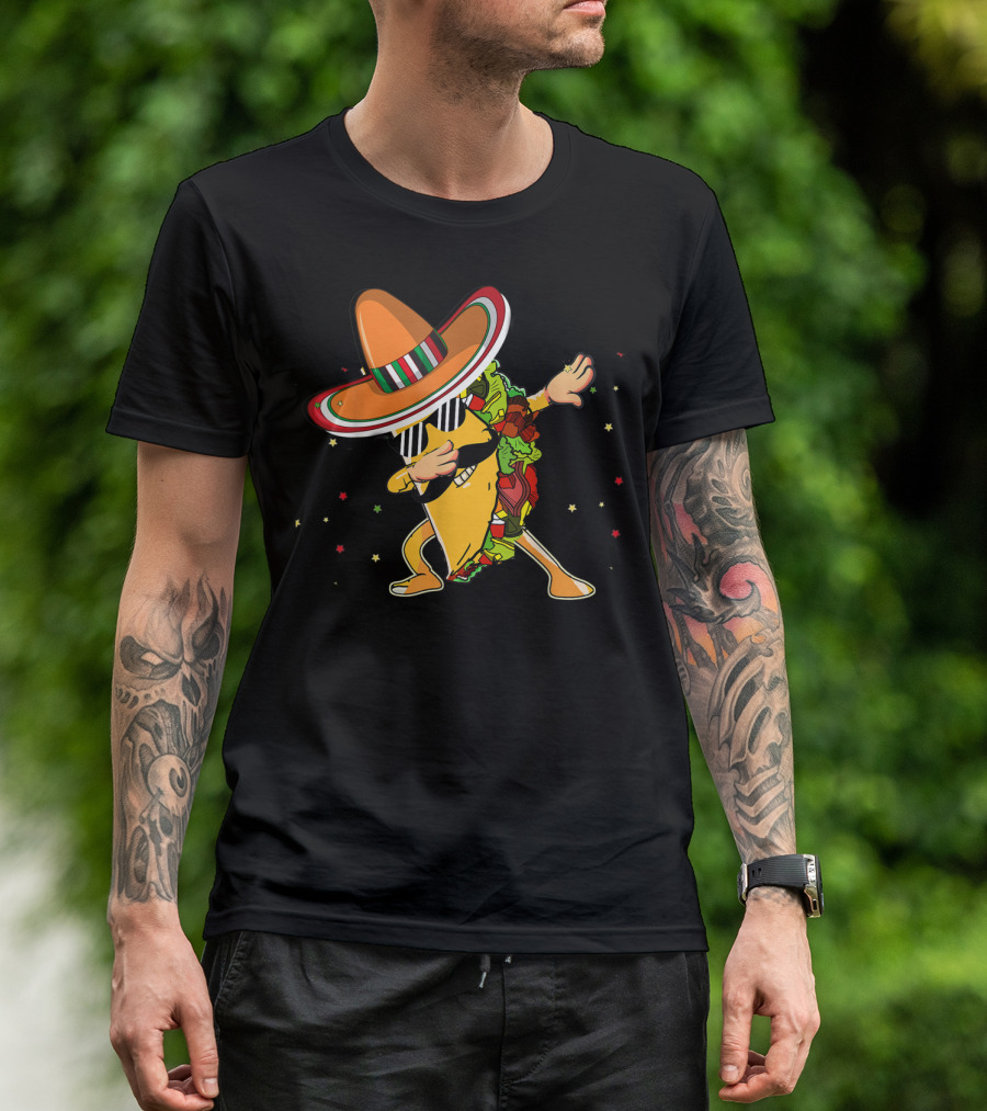 Cinco De Mayo Dabbing Taco With Sombrero Mexico Latino T-Shirt
