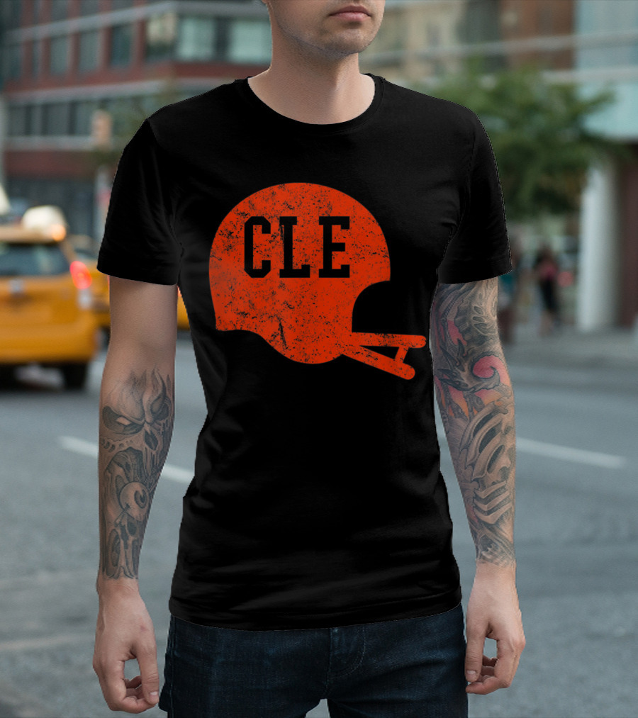 Cleveland Ohio Football CLE Vintage Helmet T-Shirt