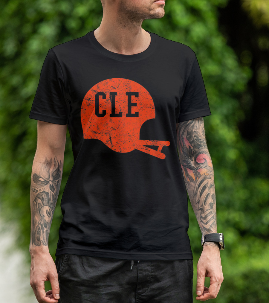 Cleveland Ohio Football CLE Vintage Helmet T-Shirt