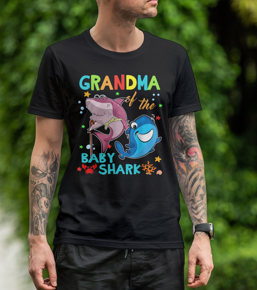 Grandma Of The Baby Shark With Colorful Cartoon Sharks And Sea Creatures T-Shirt