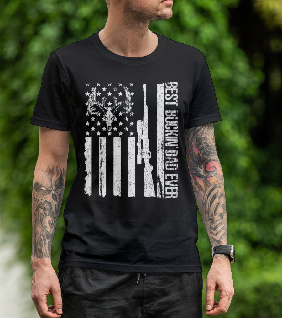 Deer Hunting US Flag Best Buckin Dad Ever Vintage Rifle Buck Antlers T-Shirt