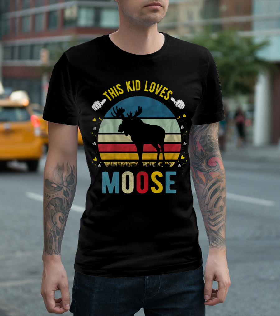 This Kid Loves Moose Retro Silhouette Boys And Girls Moose T-Shirt