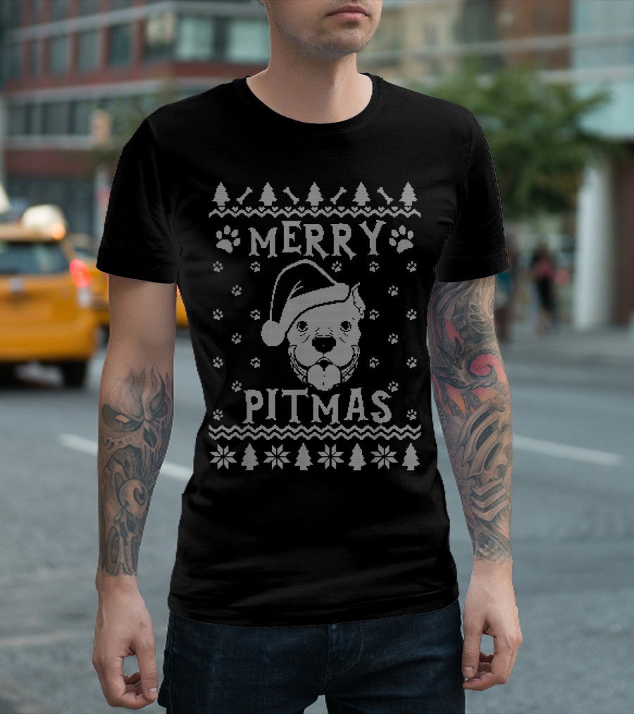 Merry Pitmas Christmas Pitbull Santa Hat Paw Trees Snowflakes T-Shirt