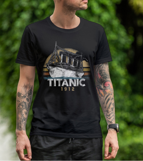 Titanic 1912 Vintage Ocean Liner Retro T-Shirt