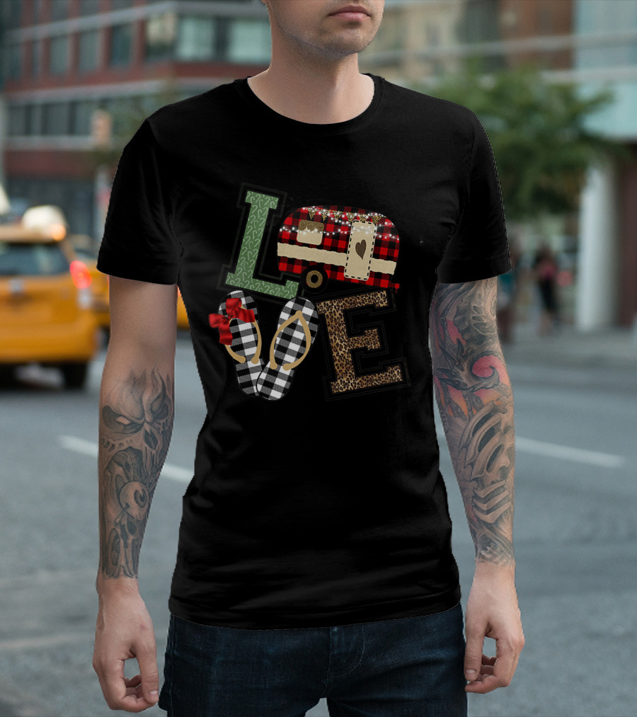 Love Christmas Camper Red Plaid RV Trailer T-Shirt