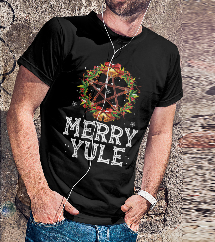 Merry Yule Holly Wreath With Pentagram And Bells T-Shirt
