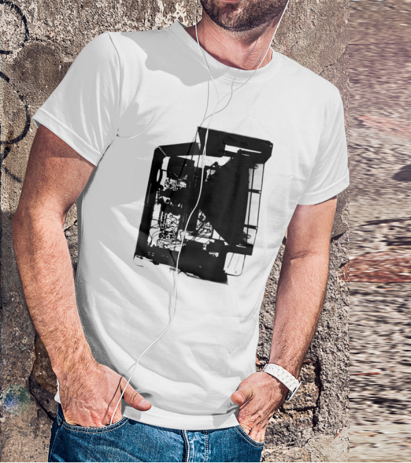 Xray Vectrex Console Inside View T-Shirt