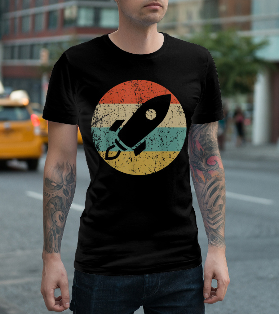 Astronau Vintage Space Ship Retro Rocket Stripes T-Shirt