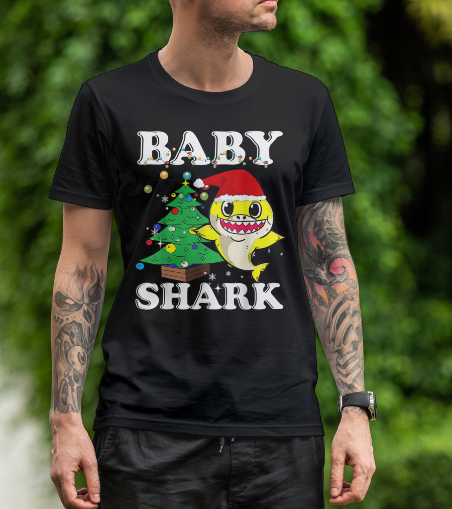Baby Shark Christmas Tree Santa Hat T-Shirt