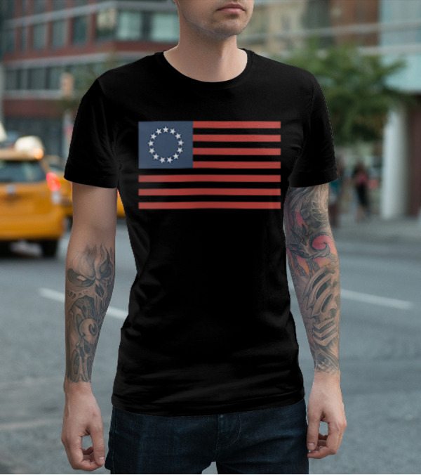 Betsy Ross American Revolution Faded Thirteen Stars Flag T-Shirt