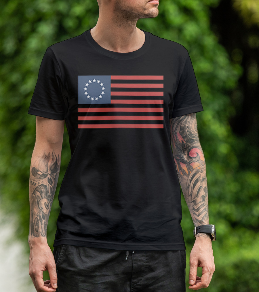 Betsy Ross American Revolution Faded Thirteen Stars Flag T-Shirt