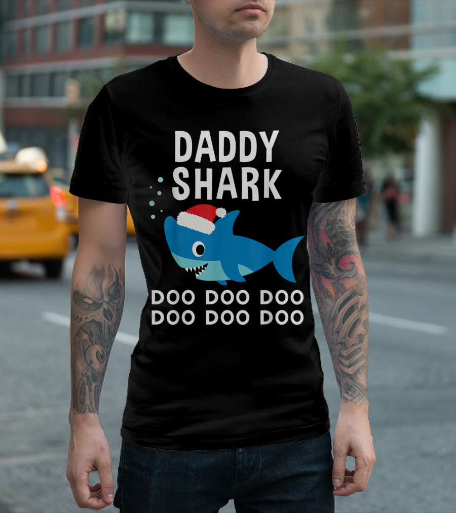 Daddy Shark Doo Doo Doo Doo Christmas T-Shirt