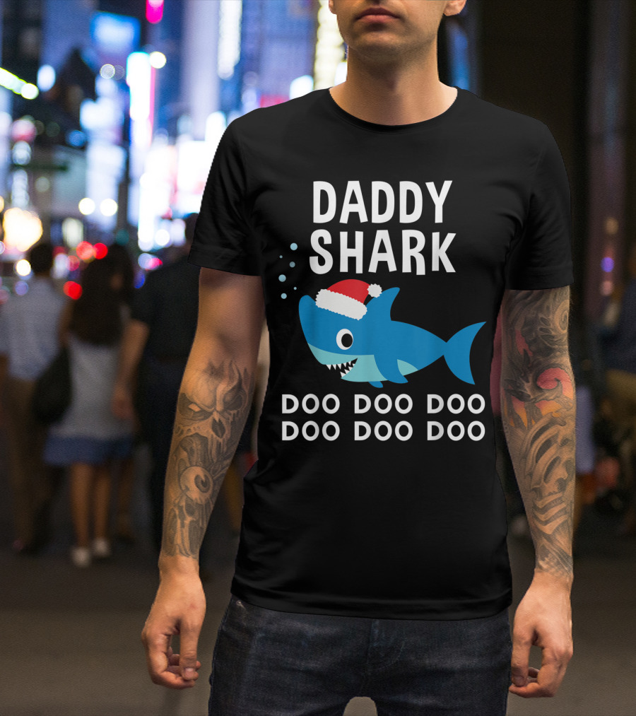 Daddy Shark Doo Doo Doo Doo Christmas T-Shirt