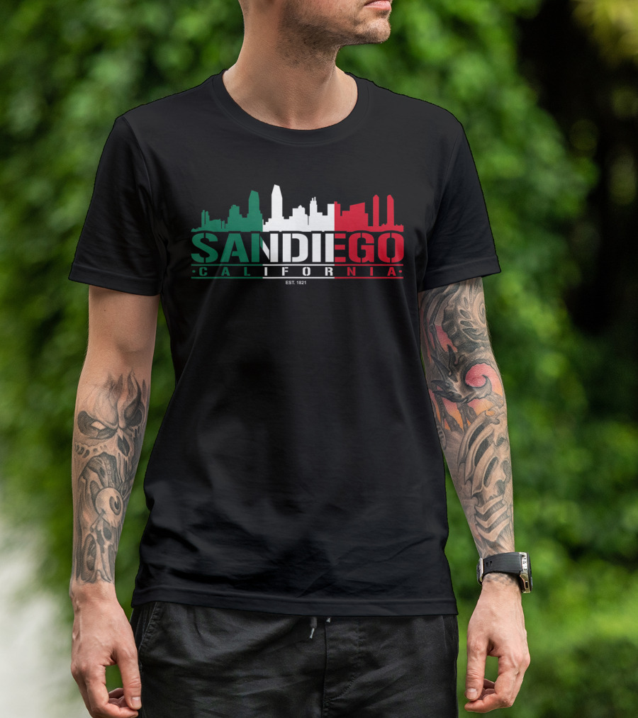 San Diego California Skyline Est. 1821 Classic Look T-Shirt
