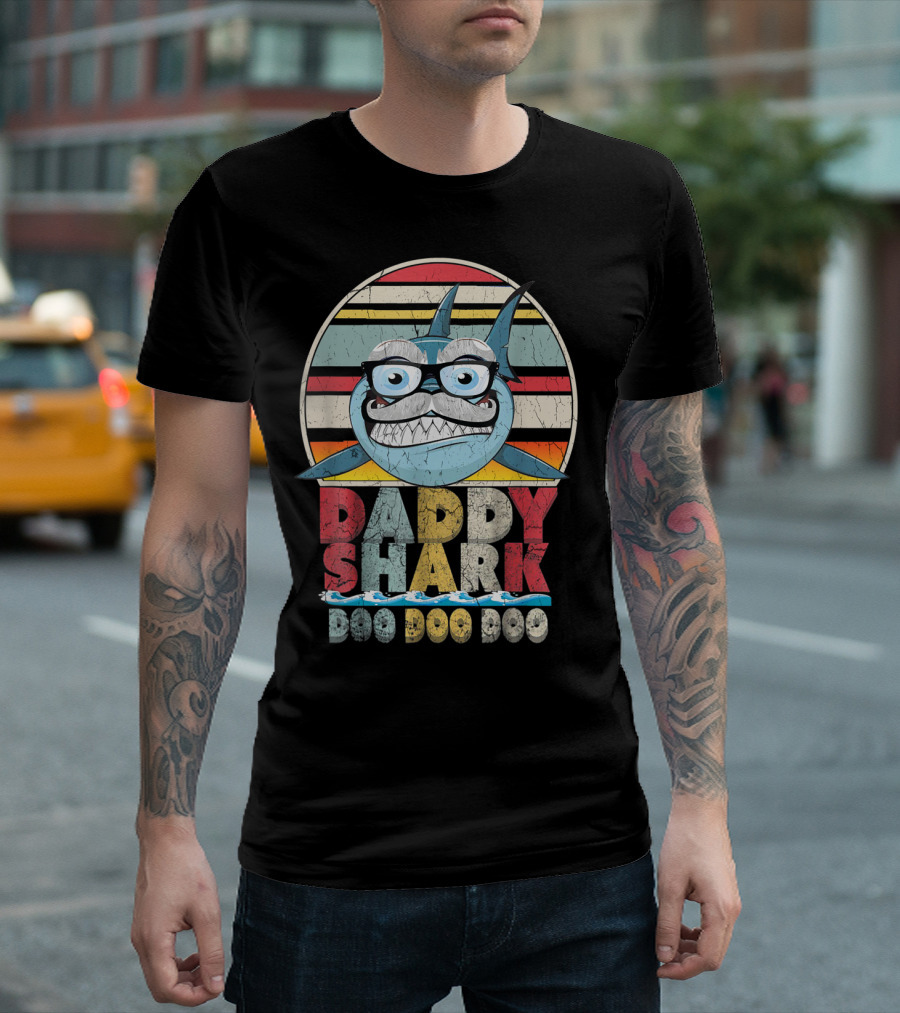 DADDY SHARK DOO DOO DOO Vintage Cute Shark with Glasses T-Shirt