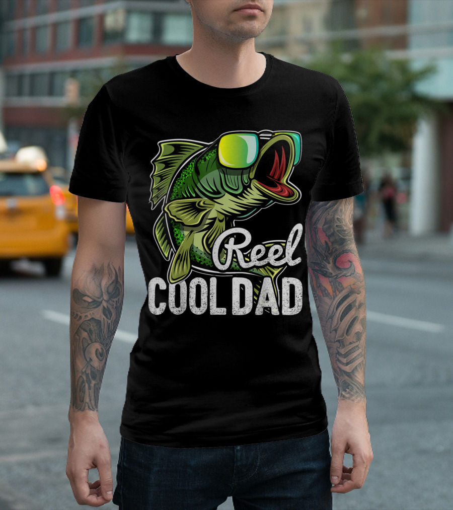 Reel Cool Dad Fishing Sunglasses Bass T-Shirt
