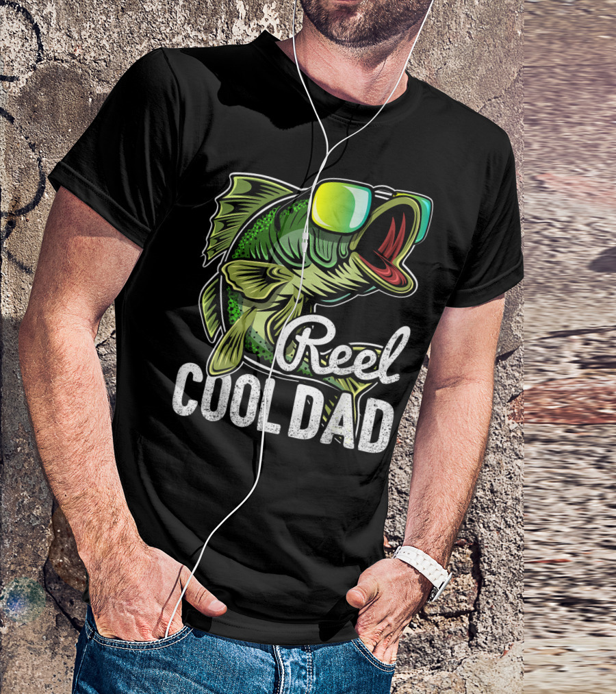 Reel Cool Dad Fishing Sunglasses Bass T-Shirt