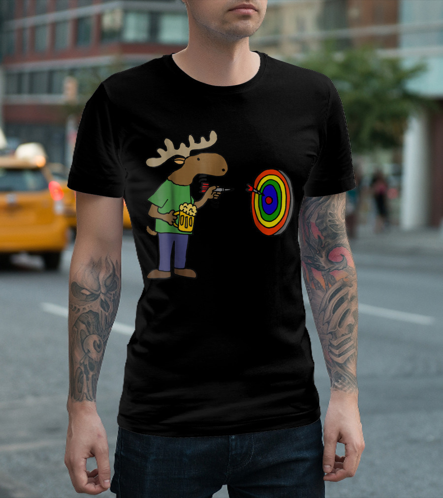 SmileteesHob Funny Moose with Beer Throwing Darts at Colorful Target T-Shirt