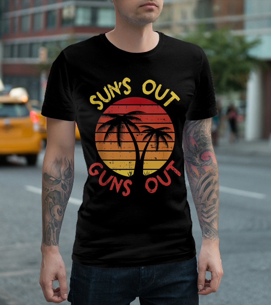 SUN'S OUT GUNS OUT Palm Beach 80s Summer Vacation Retro Tropical Sunset T-Shirt