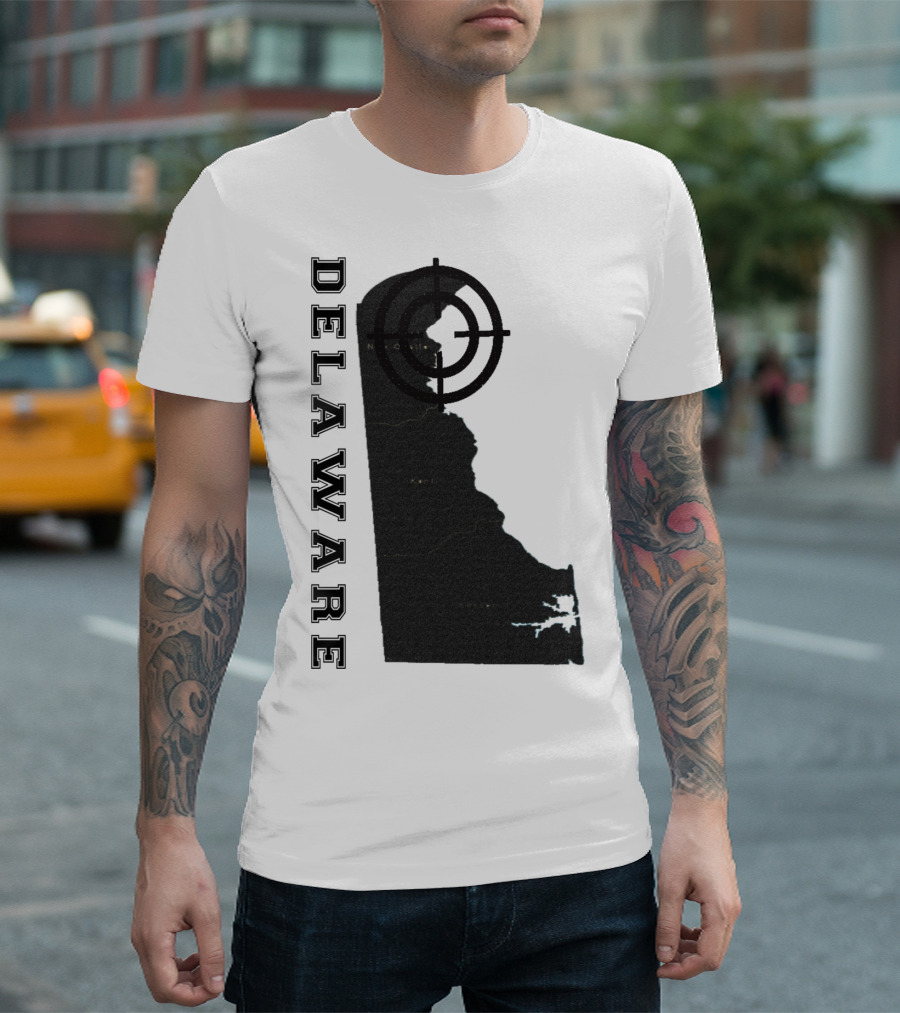 Delaware Maps Vintage Classic Style with Compass Target T-Shirt