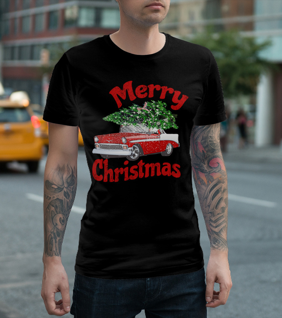 Merry Christmas Vintage Classic Car With Christmas Tree T-Shirt