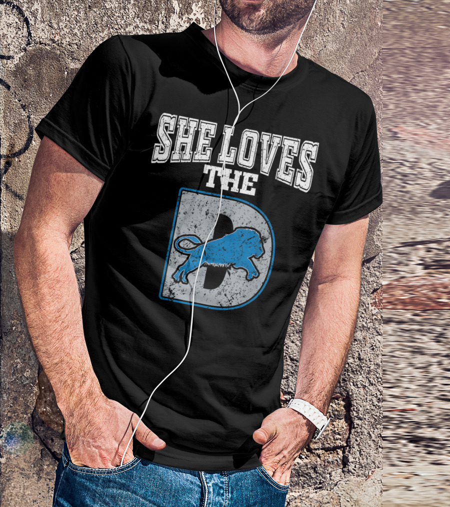 She Loves The D Detroit Michigan Lion Logou T-Shirt