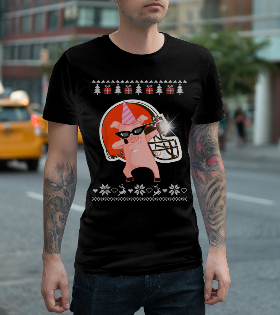 Merry Christmas Pig Dabbing Football Team Santa Hat Sunglasses Christmas Tree Reindeer Snowflakes T-Shirt