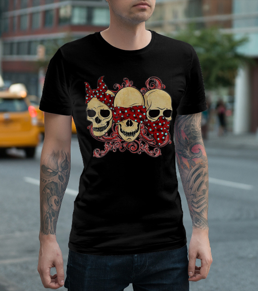 Tattoo Skull See No Evil Hear No Evil Speak No Evil Skulls with Polka Dot Bandanas T-Shirt