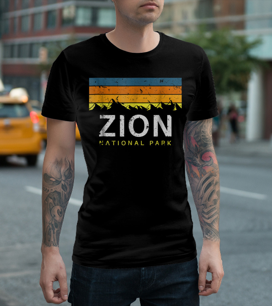 Zion National Park Vintage Utah Sunset Stripe Design Souvenir T-Shirt