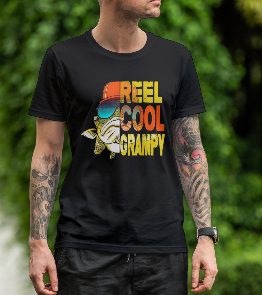 Father's Day Fishing Reel Cool Grampy Fish With Hat And Sunglasses T-Shirt