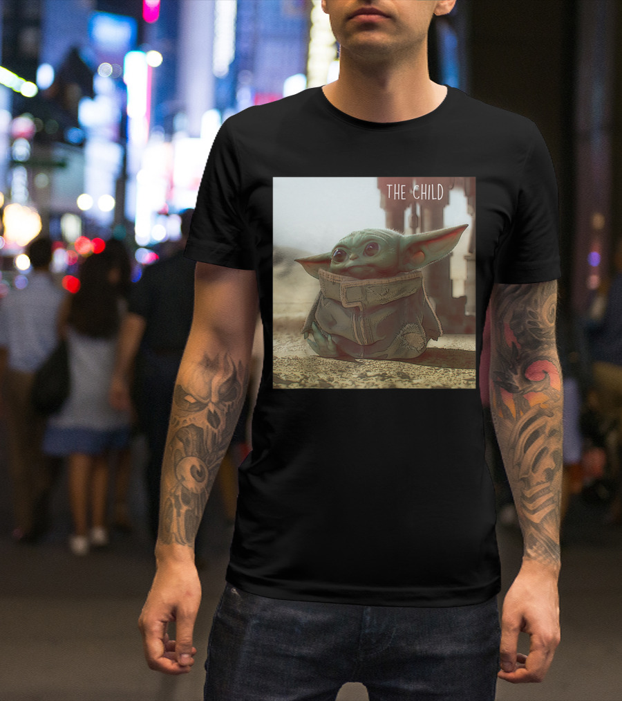 The Mandalorian The Child Scene Star Wars Cute Baby Yoda Desert Background T-Shirt