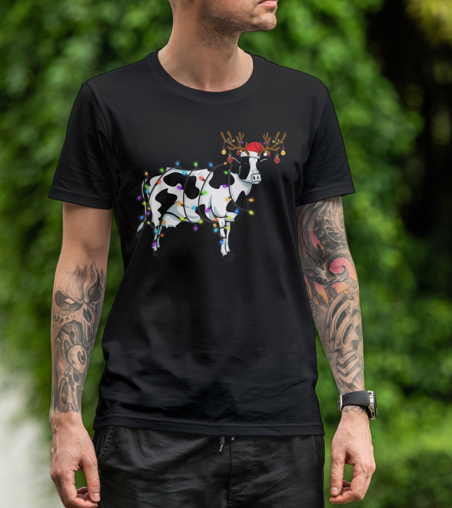 Funny Cow Reindeer Wearing Christmas Lights And Santa Hat T-Shirt