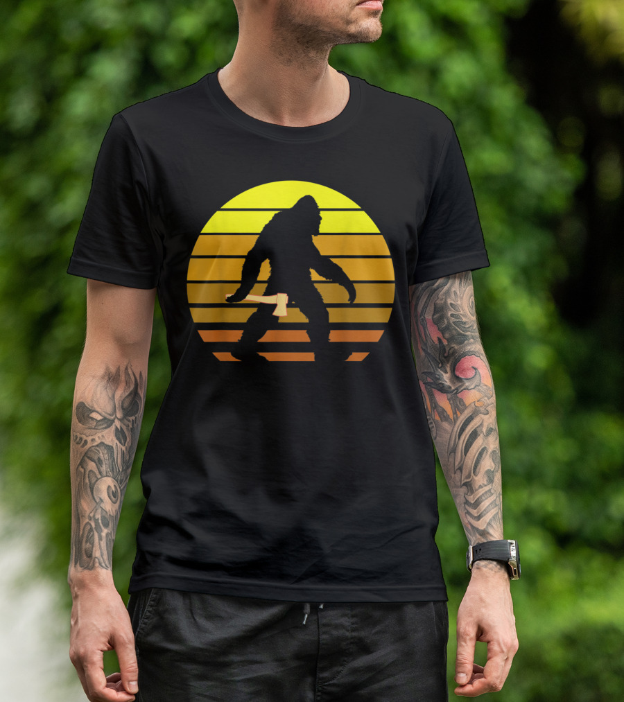 Big Foot Axe Thrower Father's Day Sunset T-Shirt